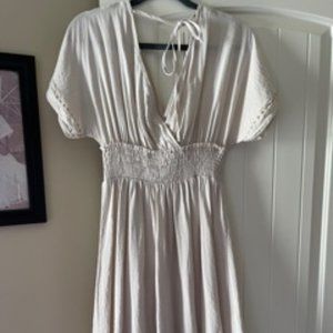 Lush boho oatmeal/beige/tan color smocked bodice midi dress - Size Medium